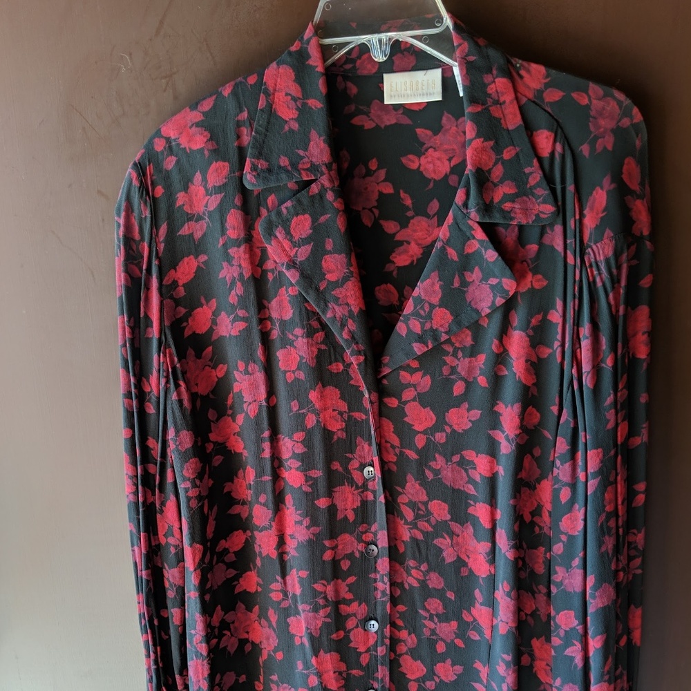 Elizabeth by Liz Claibourne Long Floral Blouse.